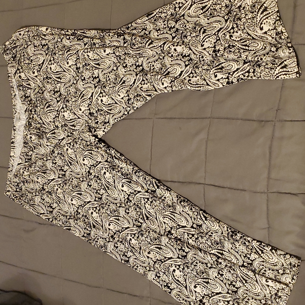 patterned pants